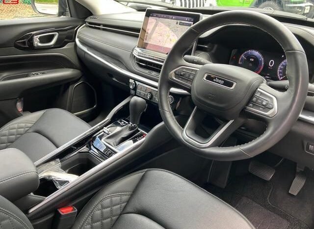 
								CHRYSLER JEEP JEEP COMMANDER FOR SALE IN KENYA full									