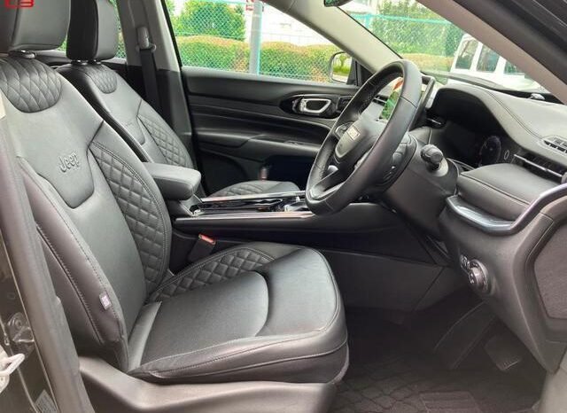 
								CHRYSLER JEEP JEEP COMMANDER FOR SALE IN KENYA full									