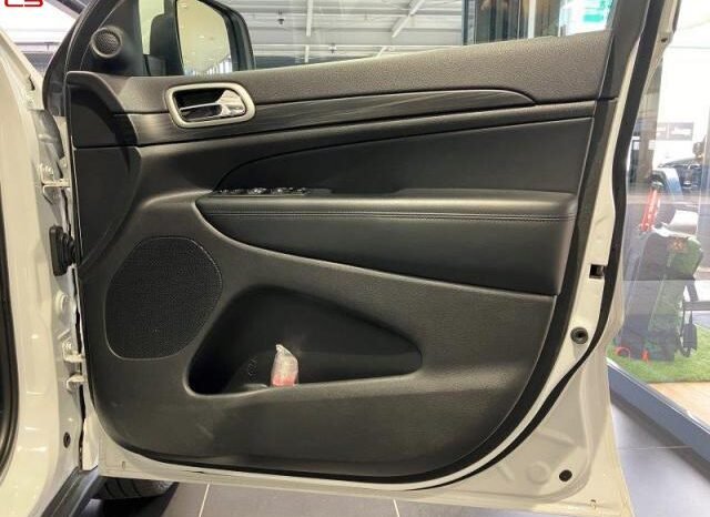 
								CHRYSLER JEEP JEEP GRAND CHEROKEE FOR SALE IN KENYA full									