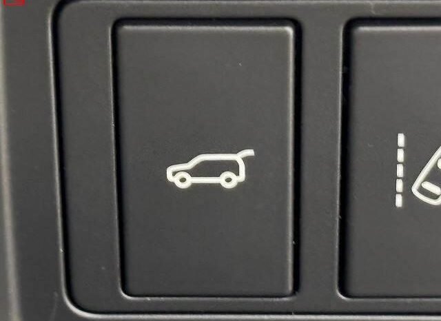 
								JAGUAR E PACE FOR SALE IN KENYA full									