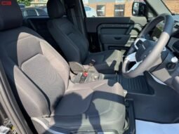 
										LAND ROVER DEFENDER FOR SALE IN KENYA full									