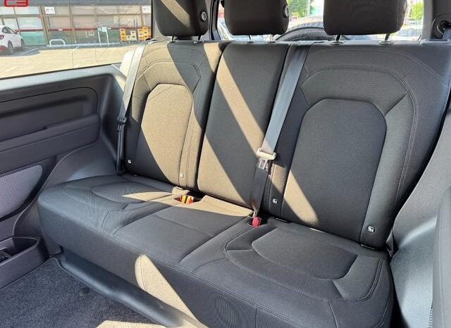 
								LAND ROVER DEFENDER FOR SALE IN KENYA full									