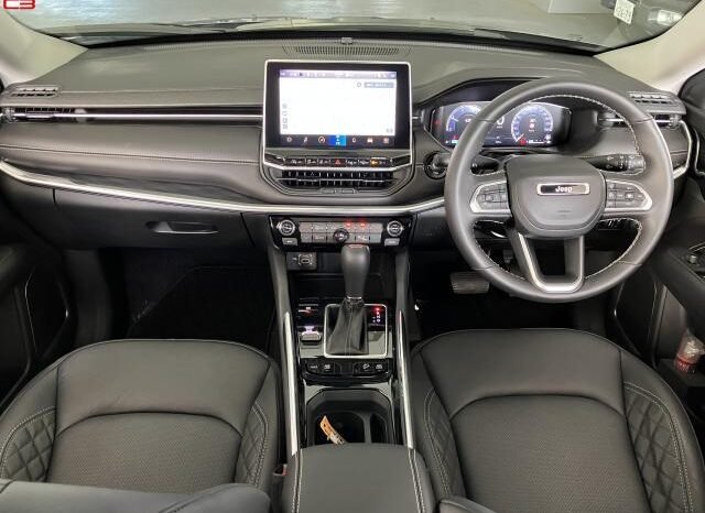 
								CHRYSLER JEEP JEEP COMMANDER FOR SALE IN KENYA full									