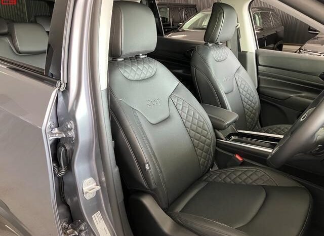 
								CHRYSLER JEEP JEEP COMMANDER FOR SALE IN KENYA full									