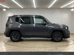 
										CHRYSLER JEEP JEEP RENEGADE FOR SALE IN KENYA full									