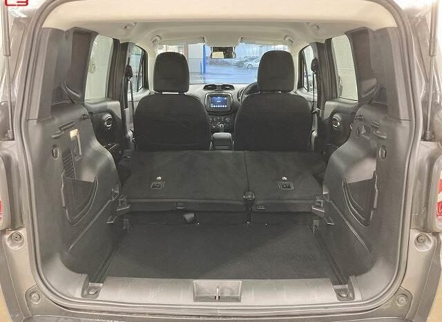 
								CHRYSLER JEEP JEEP RENEGADE FOR SALE IN KENYA full									