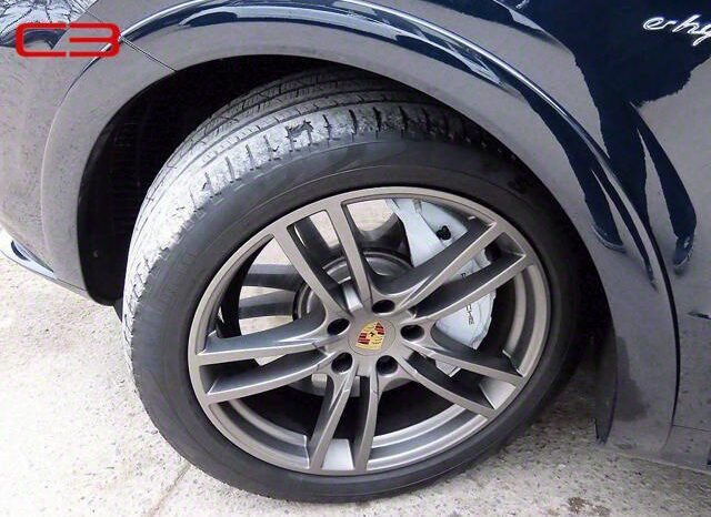 
								PORSCHE CAYENNE FOR SALE IN KENYA full									