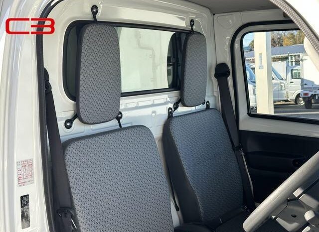 
								NISSAN NT100 CLIPPER FOR SALE IN KENYA full									