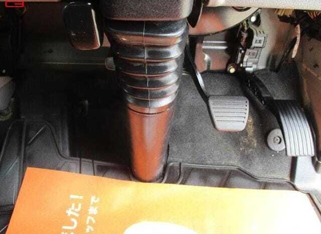 
								MITSUBISHI CANTER TRUCK FOR SALE IN KENYA full									