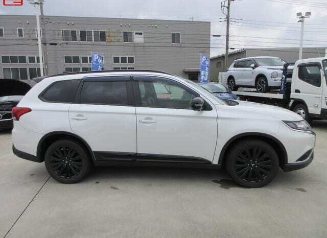 
								MITSUBISHI OUTLANDER FOR SALE IN KENYA full									