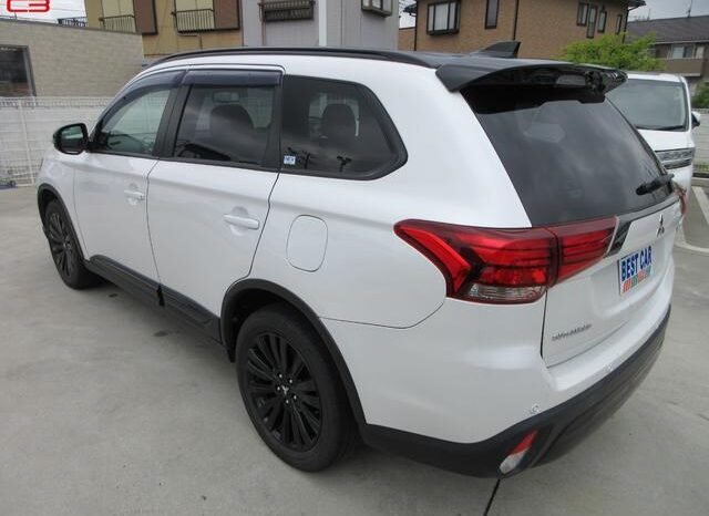 
								MITSUBISHI OUTLANDER FOR SALE IN KENYA full									