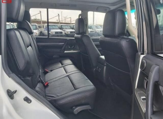 
								MITSUBISHI PAJERO FOR SALE IN KENYA full									