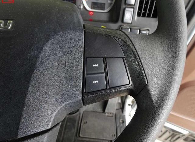 
								ISUZU GIGA FOR SALE IN KENYA full									
