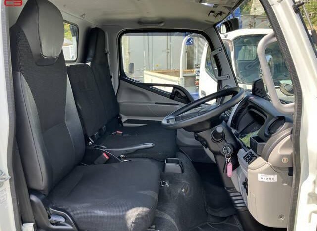 
								MITSUBISHI CANTER TRUCK FOR SALE IN KENYA full									