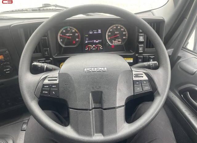 
								ISUZU GIGA FOR SALE IN KENYA full									