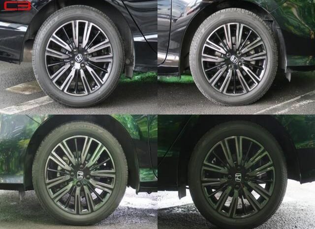 
								HONDA GRACE FOR SALE IN KENYA full									