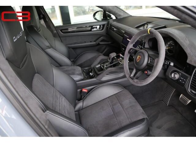 
								PORSCHE CAYENNE FOR SALE IN KENYA full									
