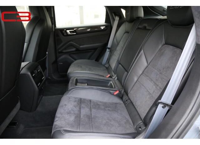 
								PORSCHE CAYENNE FOR SALE IN KENYA full									