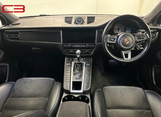 
								PORSCHE MACAN FOR SALE IN KENYA full									