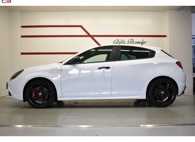 
								ALFA ROMEO GIULIETTA FOR SALE IN KENYA full									