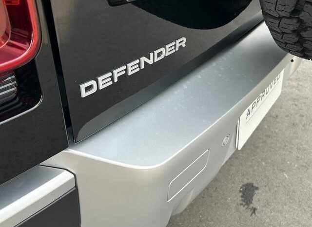 
								LAND ROVER DEFENDER FOR SALE IN KENYA full									