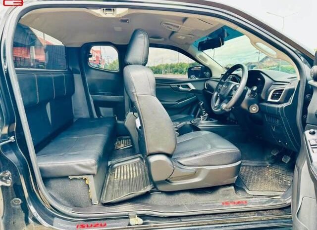 
								ISUZU D-MAX FOR SALE IN KENYA full									