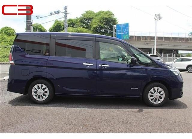 
								NISSAN SERENA FOR SALE IN KENYA full									
