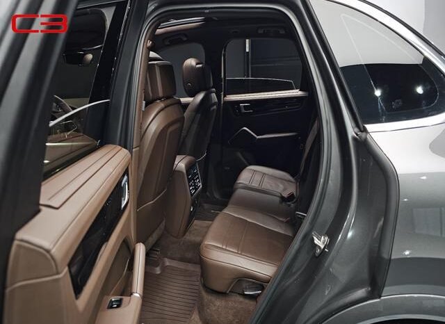 
								PORSCHE CAYENNE FOR SALE IN KENYA full									