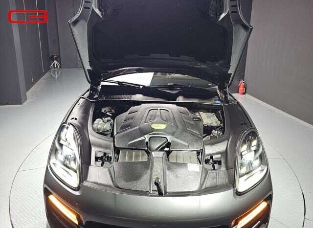 
								PORSCHE CAYENNE FOR SALE IN KENYA full									