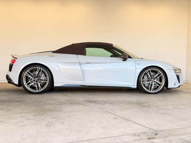 imgi_15_2380299_image13 2022 AUDI R8 SPYDER FOR SALE FROM JAPAN - Image 1