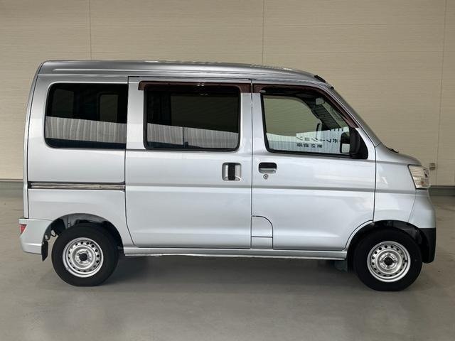 imgi_16_2523174_image14 (3) 2021 DAIHATSU HIJET CARGO FOR SALE FROM JAPAN - Image 1