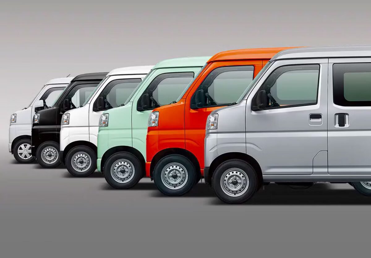 2026 DAIHATSU HIJET CARGO FOR SALE FROM JAPAN - Image 10