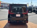 2022 TOYOTA NOAH FOR SALE FROM JAPAN - Image 2
