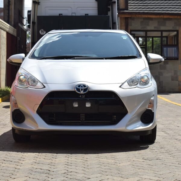 2022 TOYOTA AQUA FOR SALE FROM JAPAN