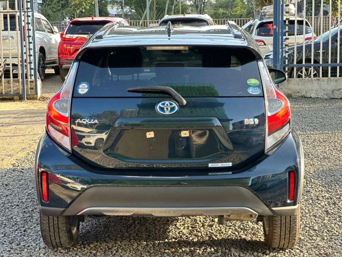 2022 TOYOTA AQUA FOR SALE FROM JAPAN - Image 12