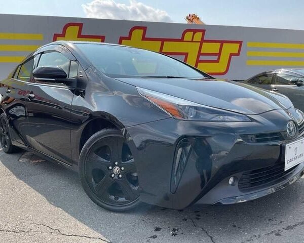 2021 TOYOTA PRIUS FOR SALE FROM JAPAN