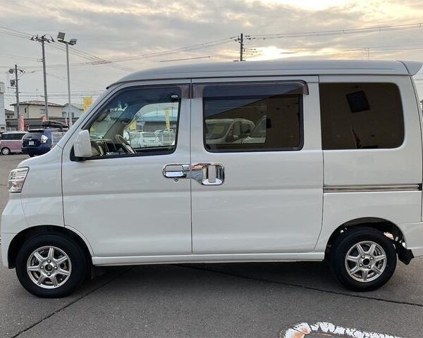 2026 DAIHATSU HIJET CARGO FOR SALE FROM JAPAN